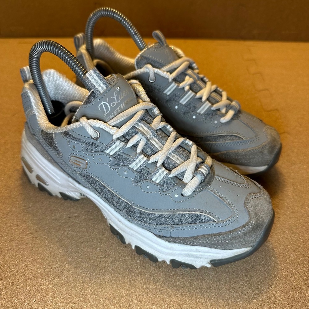 Skechers D'Lites Sneakers Women Size 6 Grey White 11936 Chunky Platform Athletic
